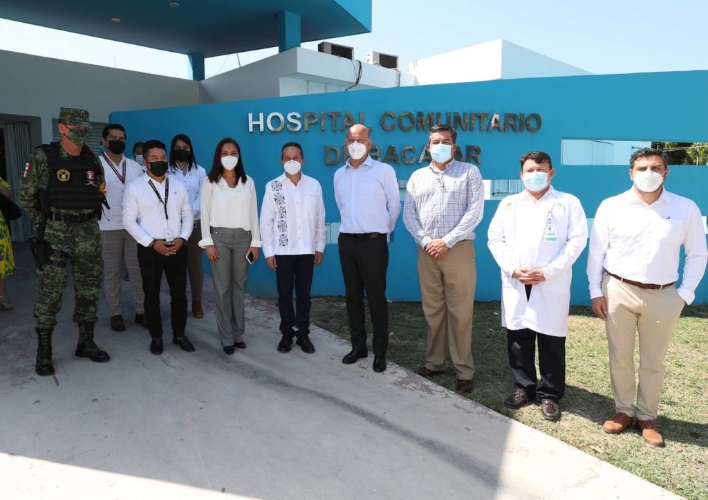 SUPERVISAN HOSPITALES|| Se reúne Carlos Joaquín con director del INSABI