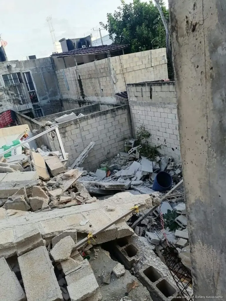 TRES HERIDOS|| Derrumbe en “La Guadalupana” afectó en total a cinco casas