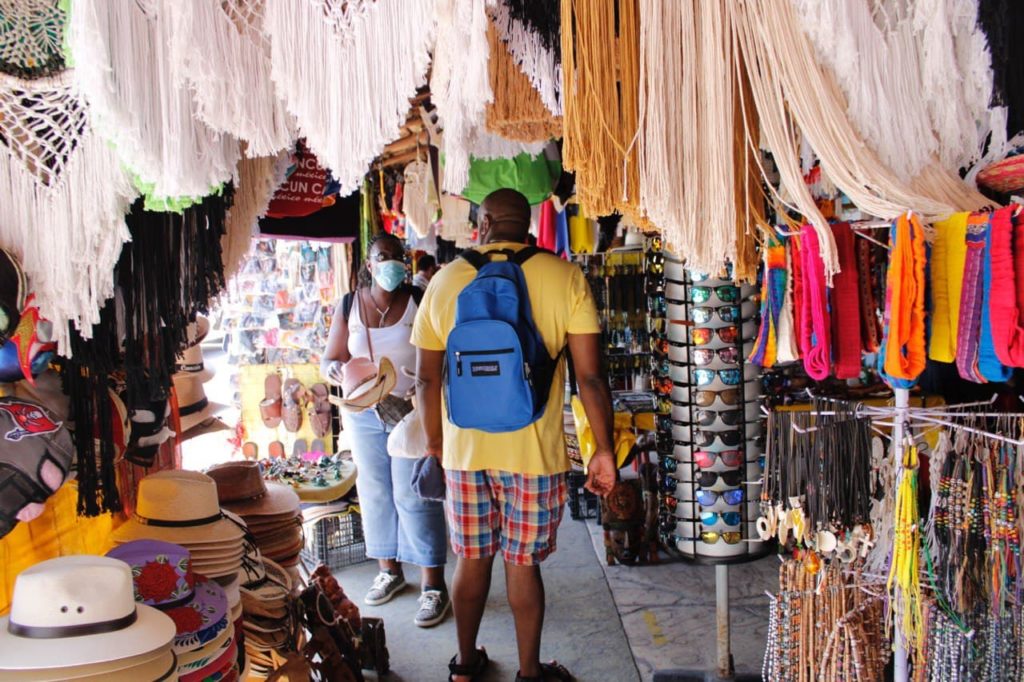 Capacitan a emprendedores para reactivar la economía