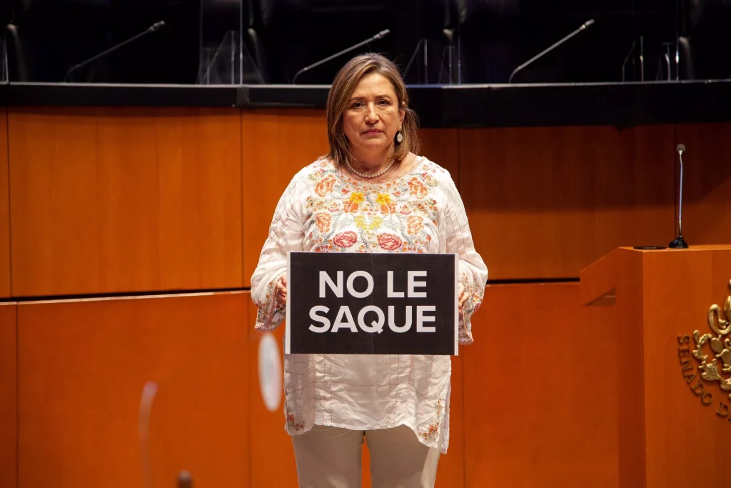 Piden a AMLO ir al Senado para la entrega de la medalla Belisario Domínguez