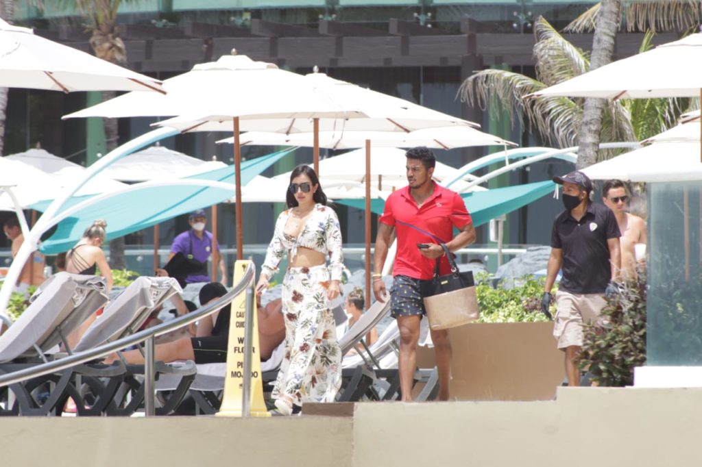 Pide Carlos Joaquín “mesura” en el Buen Fin