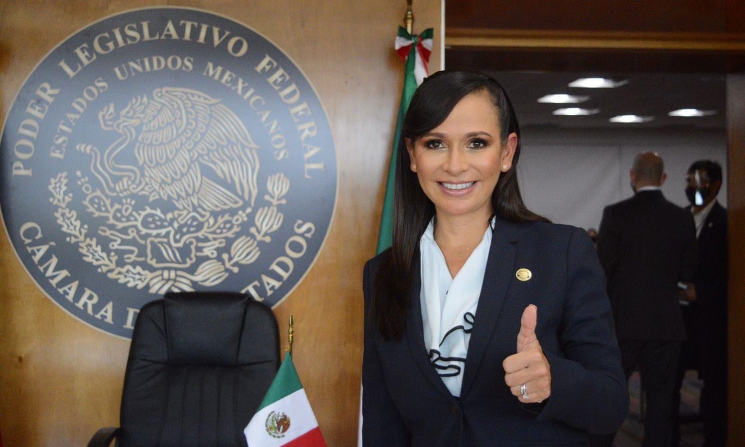 Renuncia Laura Fernández al Verde, quiere ser Gobernadora con el PAN-PRD