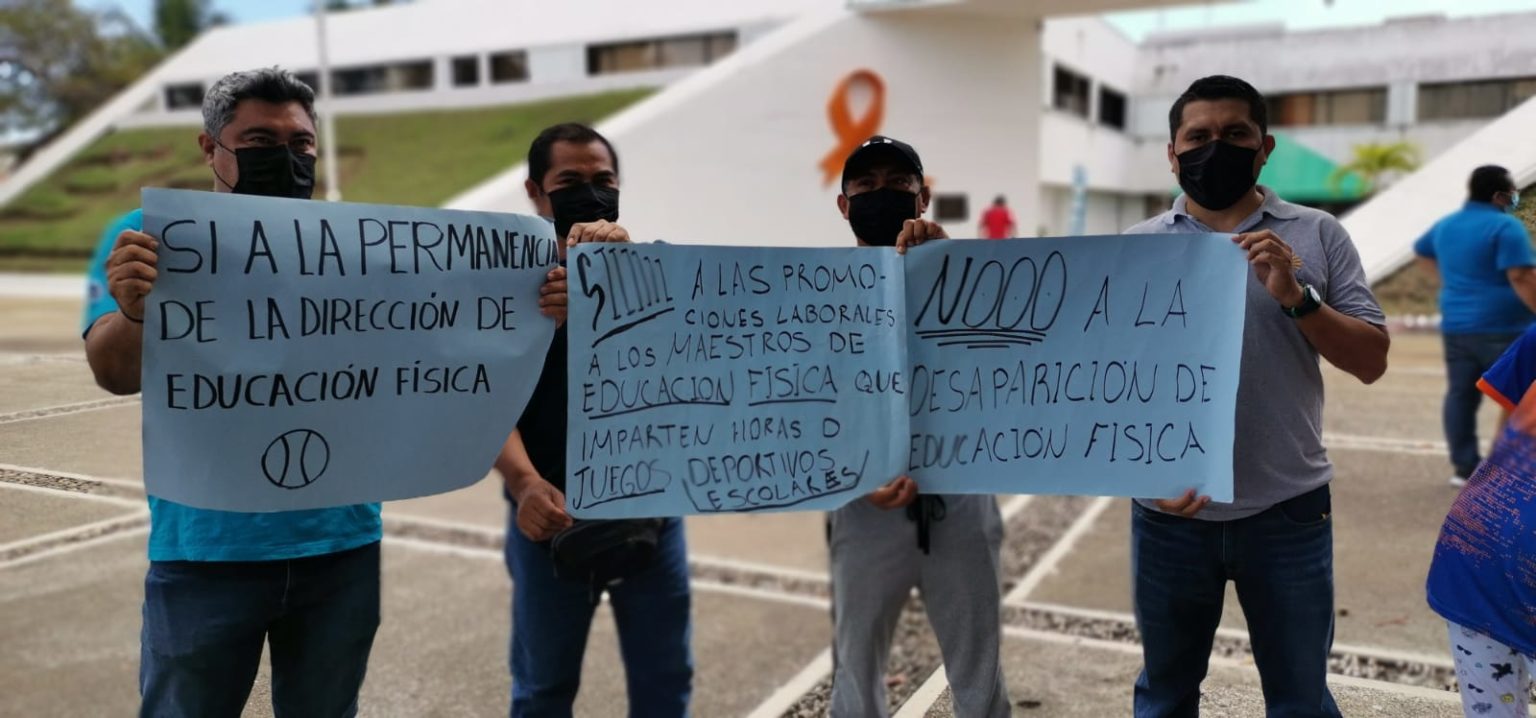 SEQ QUIERE ELIMINAR DEPORTES EN LAS PRIMARIAS|| Protestan profesores de educación física, en Chetumal