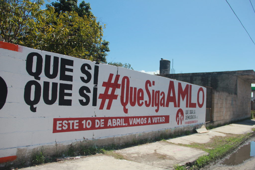 EXPEDIENTES AL IEQROO || Evade TEQROO denuncia del PAN contra espectaculares a favor de AMLO en Quintana Roo