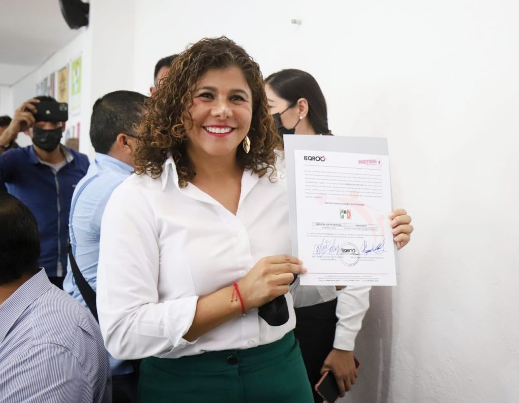 ELECCIONES 2022: Va Leslie Hendricks por la gubernatura de Quintana Roo, “orgullosamente priísta”