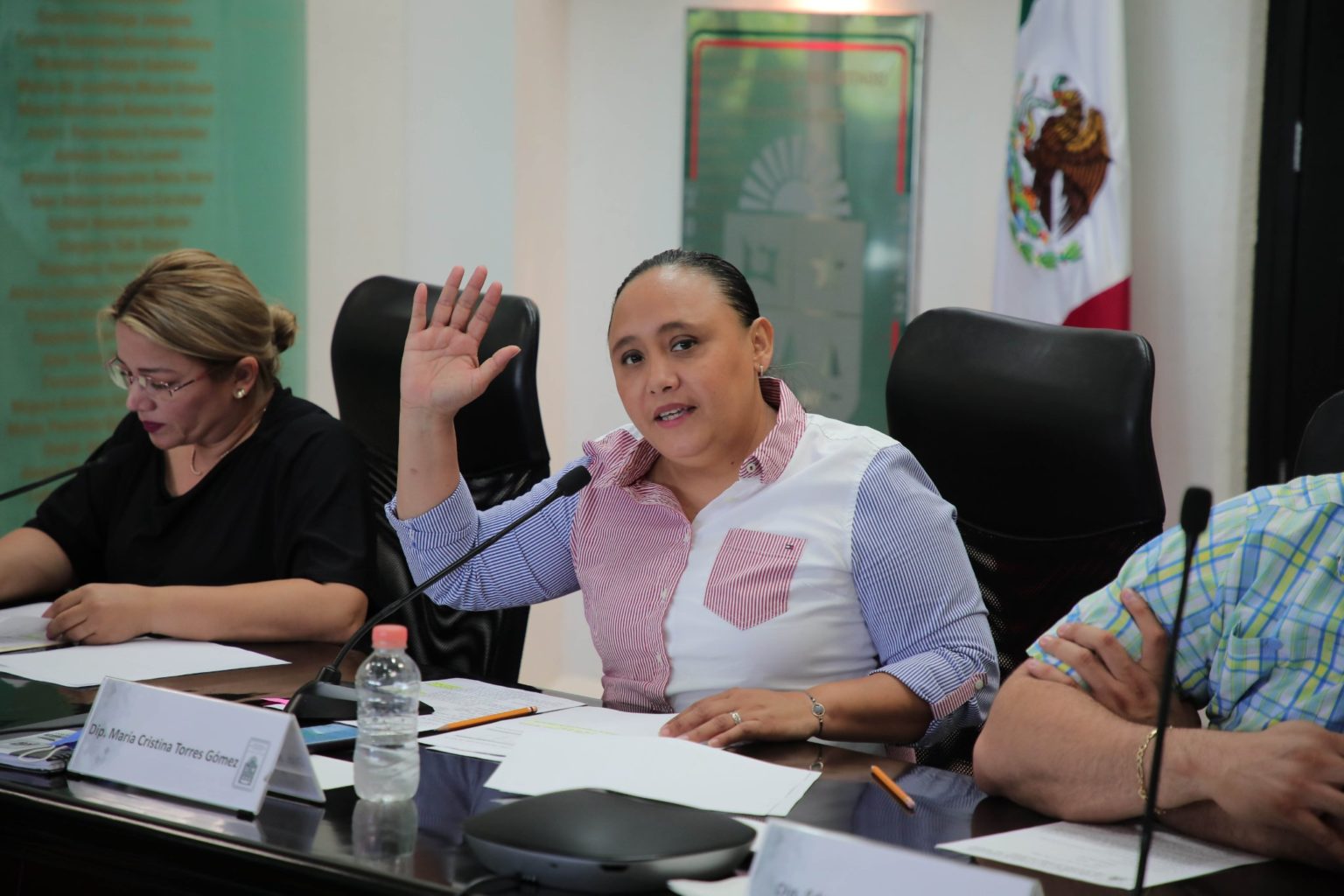 UN PASO A LA VEZ || Dispuesta Cristina Torres a colaborar con Mara Lezama por el bien de Quintana Roo