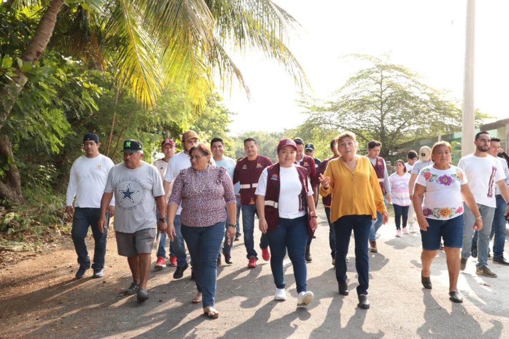 Rehabilitan espacios públicos y luminarias de Fovissste en Chetumal