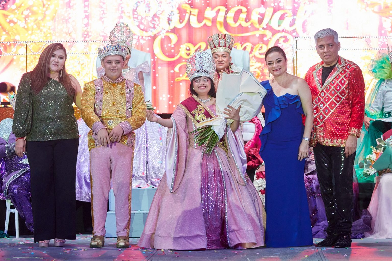 Coronan a reyes del Carnaval de Cozumel 2023