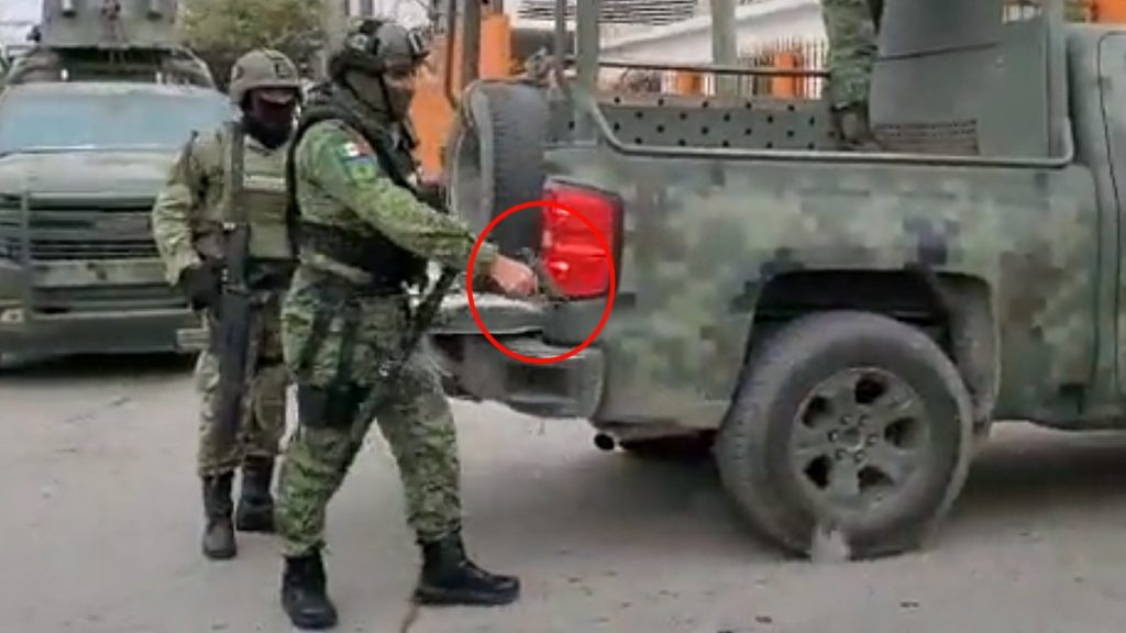 Militar abre fuego para dispersar a civiles en Nuevo Laredo