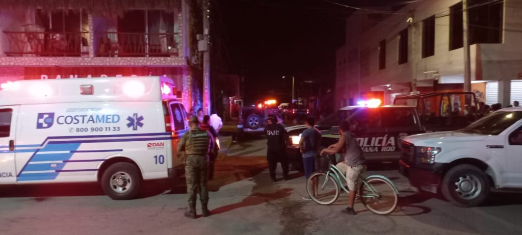 CINCO ATAQUES ARMANDOS EN UNA SEMANA | Reportan un muerto, y cuatro heridos en cuartería de Tulum