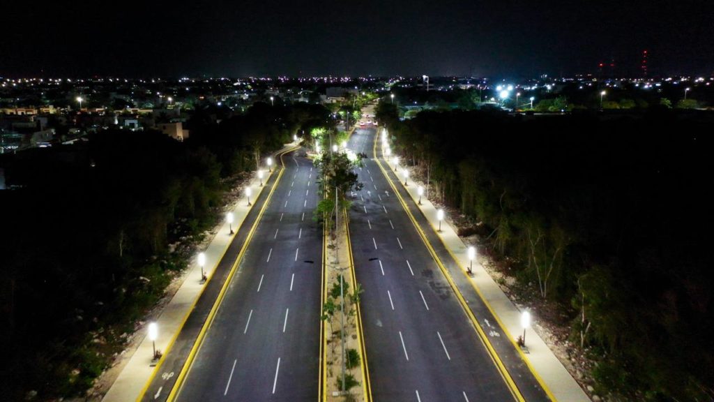 Modernizan el sistema de alumbrado público en Solidaridad