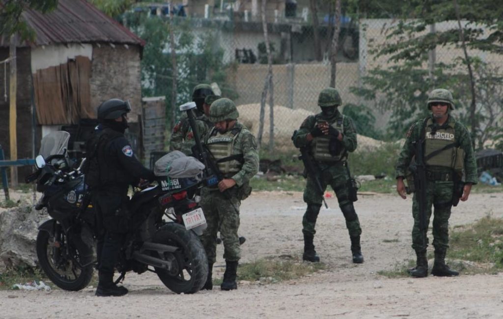MUJER ES EJECUTADA DE BAJO DE UN ÁRBOL || Sicarios le dispararon cuando se encontraba sentada en la Reg 247