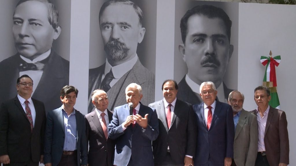 Cárdenas Batel renuncia a la Coordinación de Asesores de AMLO; va a la CELAC