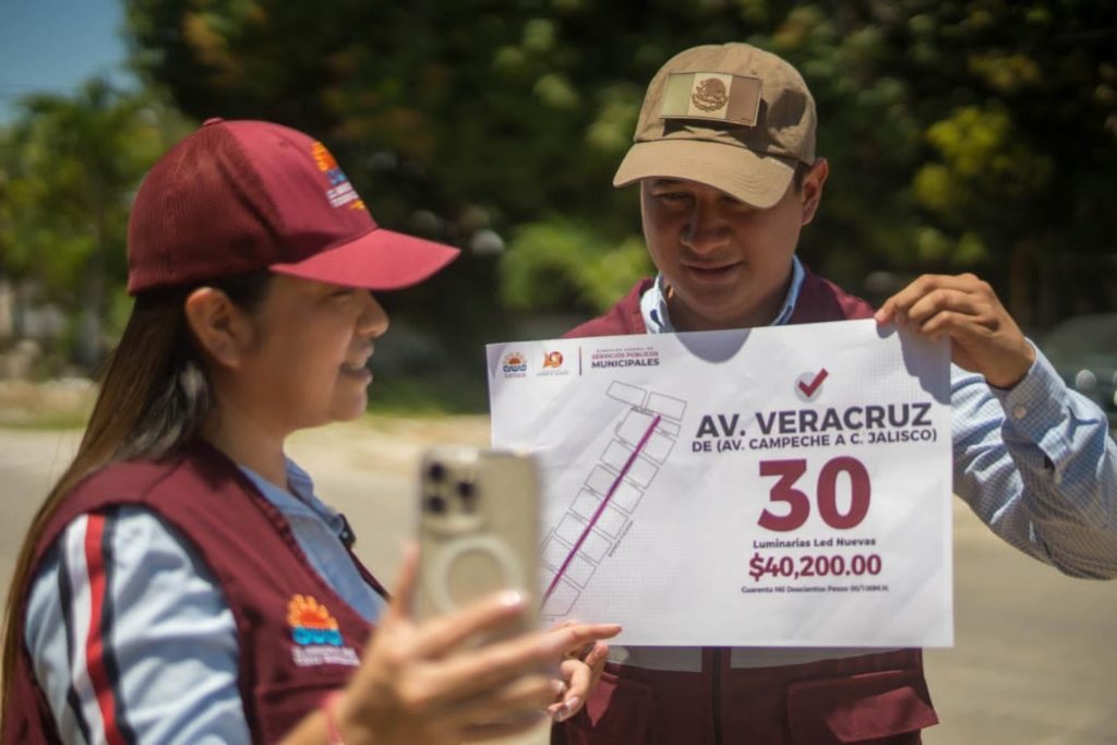Ayuntamiento de Othón P. Blanco fortalece iluminación en Calderitas