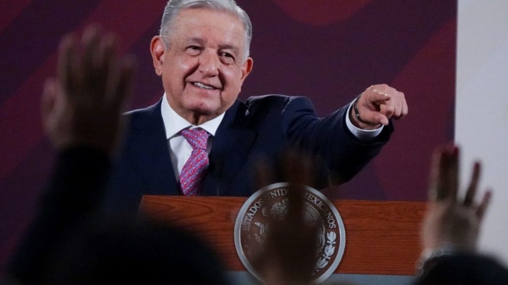 “Da igual que exista o no exista, no sirven para nada”: AMLO sobre comisionados faltantes del INAI
