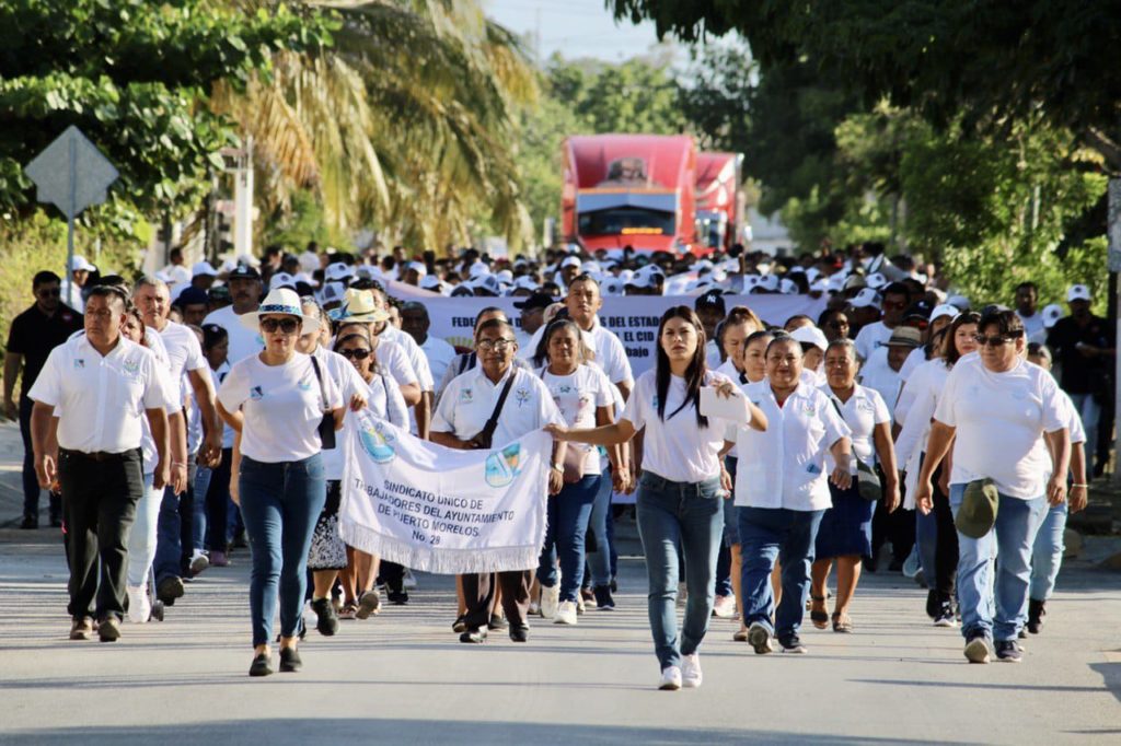 Participan Trabajadores Municipales y de diversos sindicatos en el desfile por el Día Internacional del Trabajo