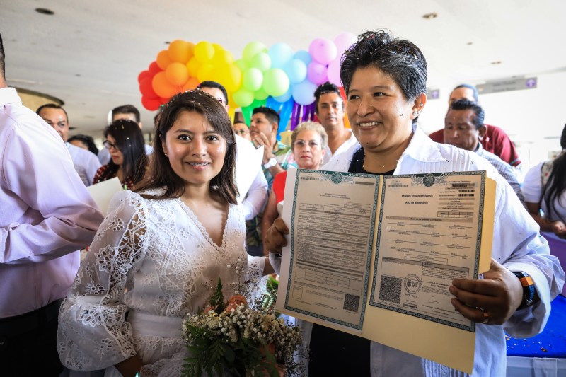 Guerrero celebra la primera boda igualitaria masiva - guerrero-celebra-la-primera-boda-igualitaria-masiva-2-1024x683