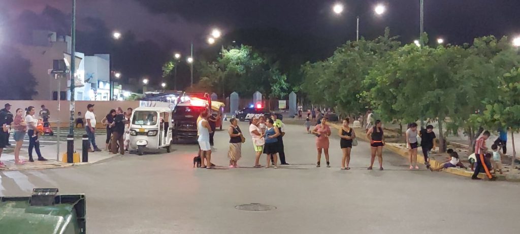 Lamentan que diputados locales y federales no defiendan al pueblo contra la CFE