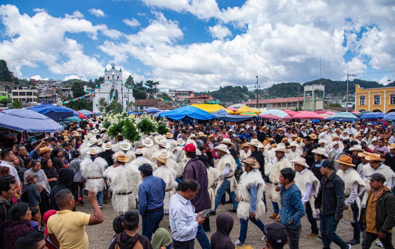 Pueblos mayas tzotziles invocan lluvias en temporada de sequía en el sur de México - pueblos-mayas-tzotziles-invocan-lluvias-en-temporada-de-sequia-en-el-sur-de-mexico-3-1024x645