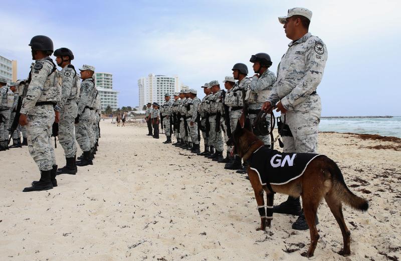 Refuerzan seguridad en Caribe mexicano ante próxima temporada de vacaciones - guardia-nacional-en-cancun-1024x667