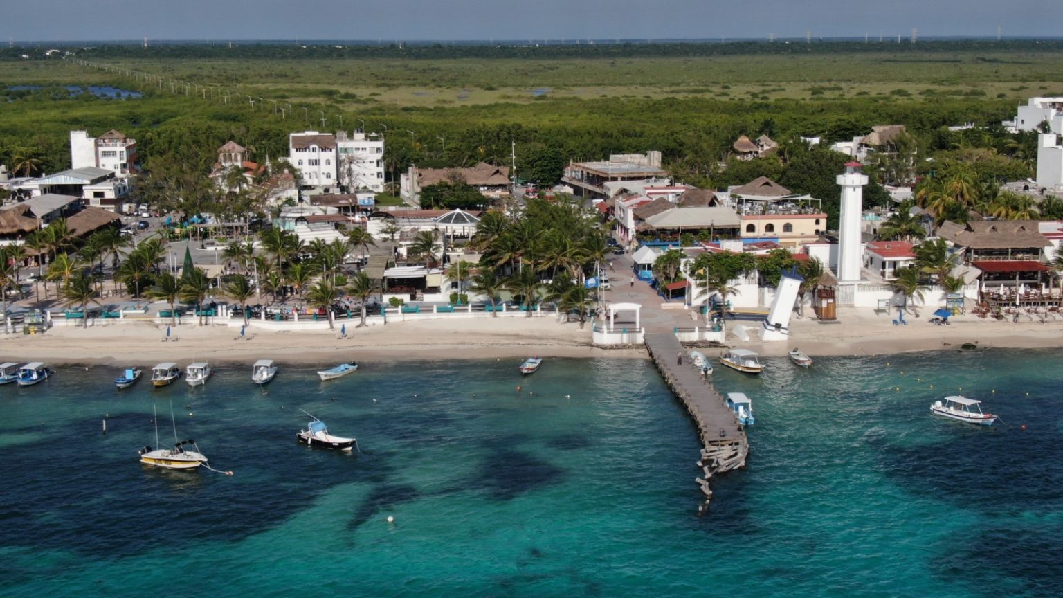 Gobierno de Quintana Roo asegura 500 kilómetros de franja costera con corales