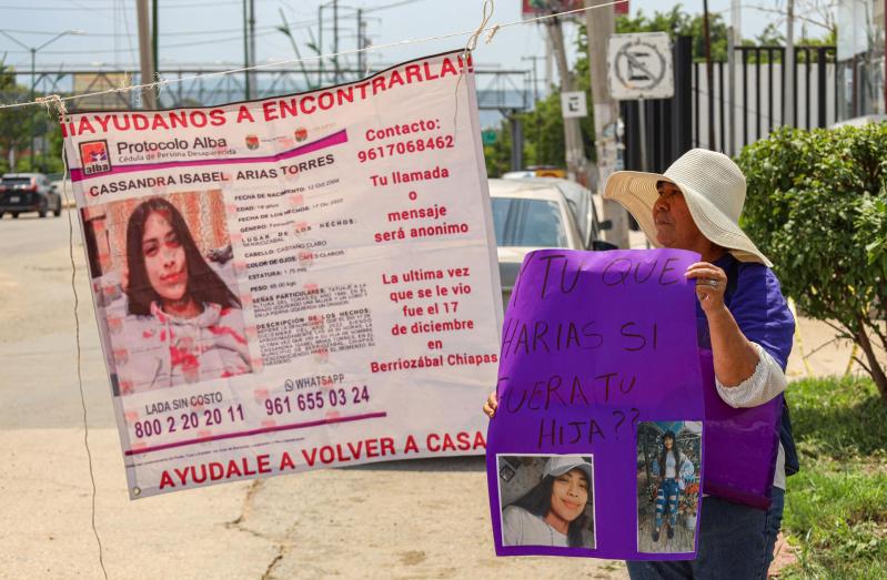 Familiares y colectivos feministas marchan en Chiapas contra desaparición de mujeres - protesta-chiapas2-1024x670