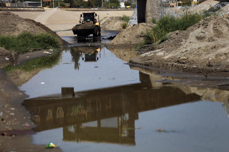 Limpian río Bravo de basura dejada por creciente ola migratoria - limpieza-rio-bravo-ciudad-juarez-2-1024x683