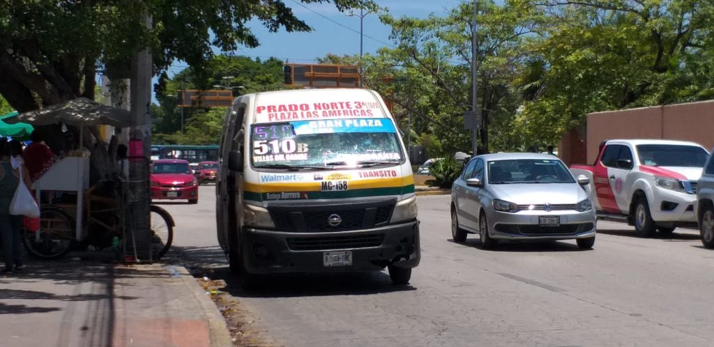 Cafres del volante, más de 100 choferes del transporte público son sancionados diariamente en Cancún