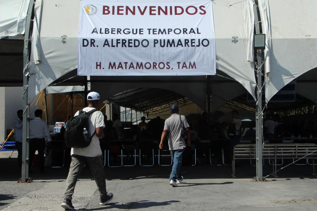 Migrantes se niegan a abandonar campamento en el río Bravo - albergue-para-migrantes-en-matamoros-tamaulipas-1024x683