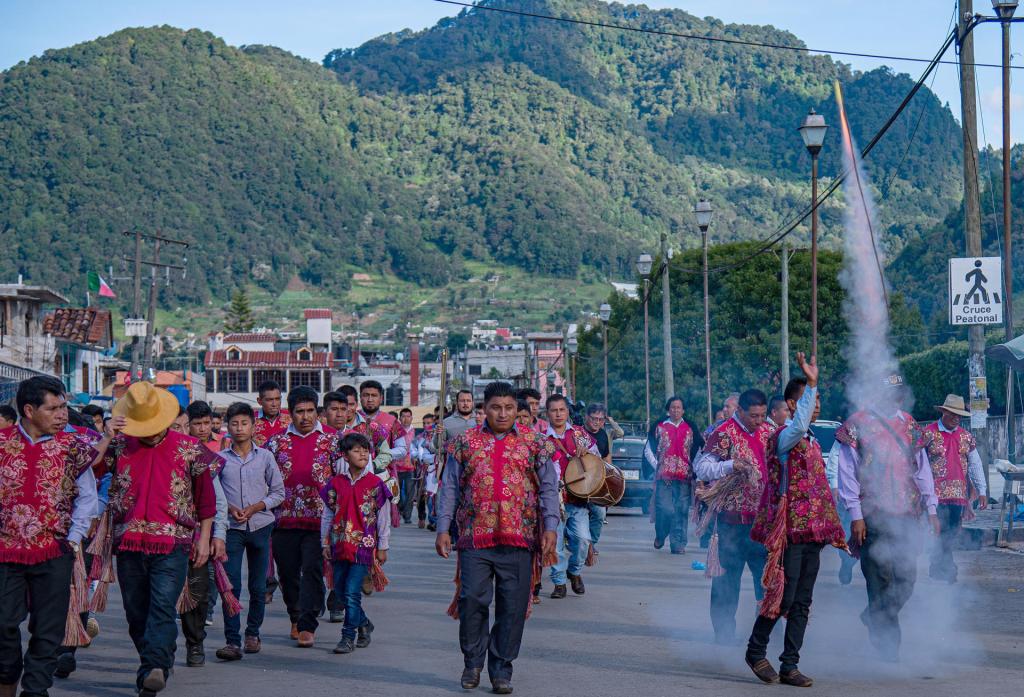 Indígenas tzotziles celebran en Chiapas la independencia de México - 3d07f6e648cb121e7face13e5c40ad7405cf5c36w-1024x697