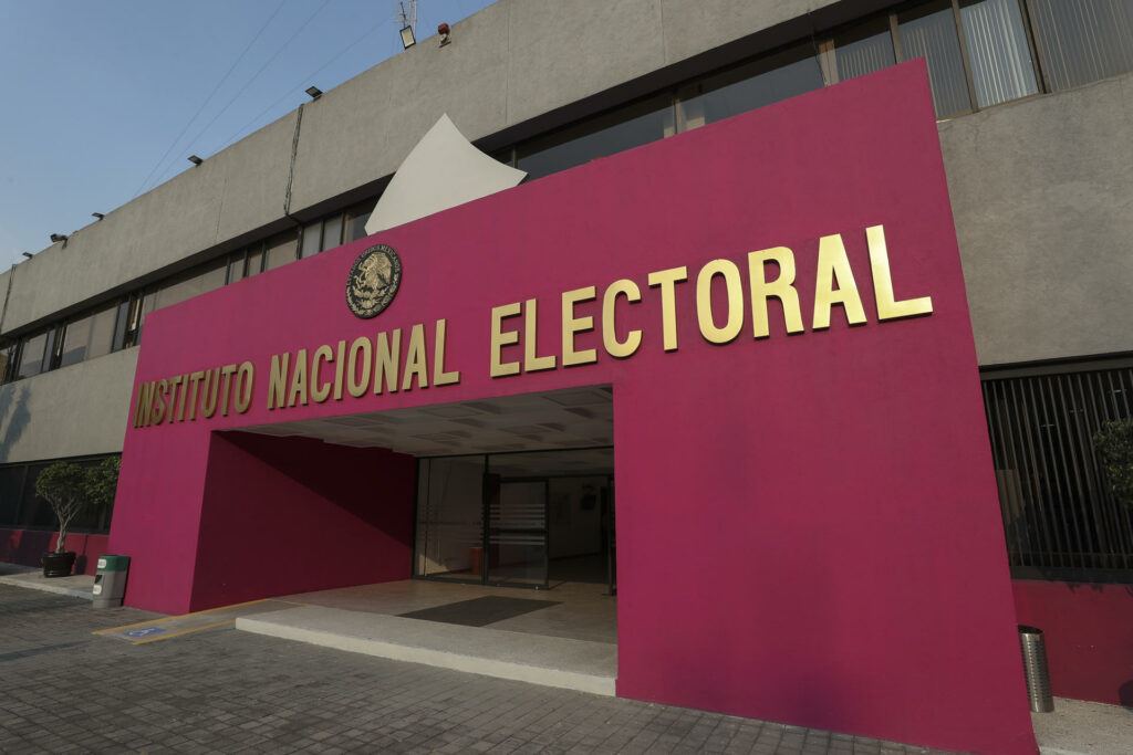 Autoriza INE hasta 132.19 mdp de financiamiento privado para partidos - ine-instituto-nacional-electoral-1024x683