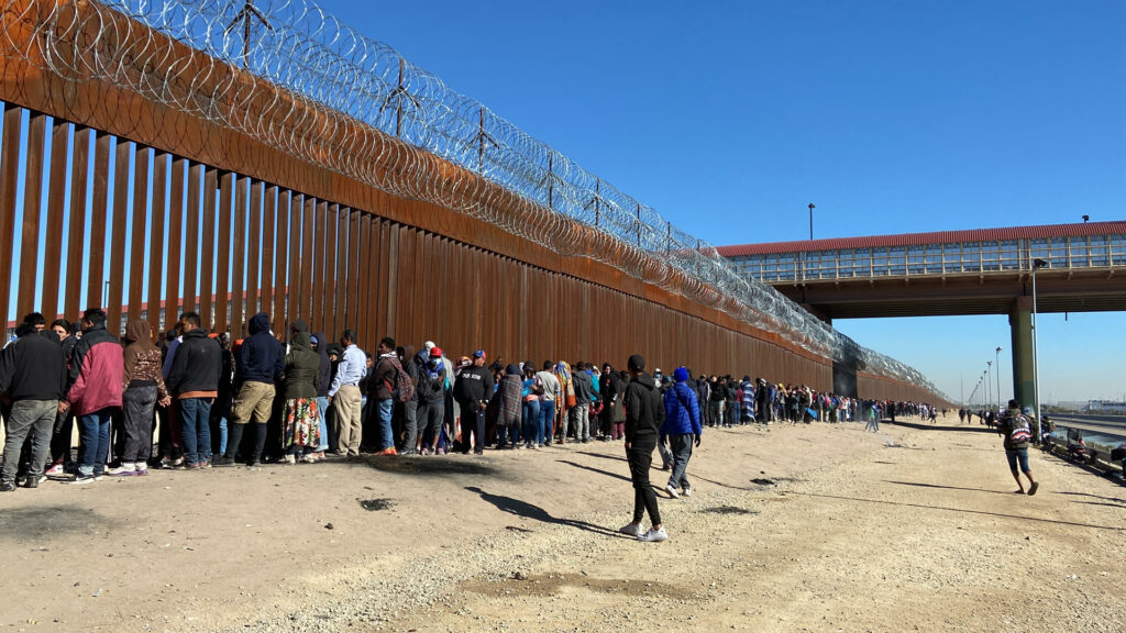 FGR investiga a cuatro militares por muerte de dos migrantes en Ciudad Juárez - muro-fronterizo-mexico-eeuu-1024x576