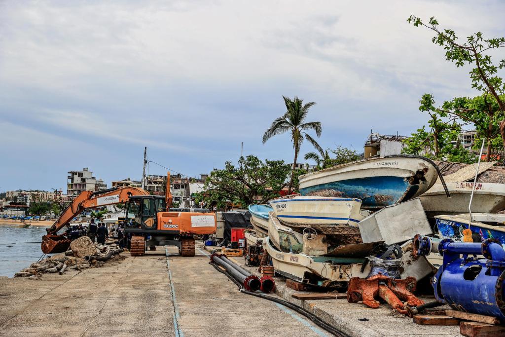 Acapulco permanece devastado un mes después del huracán Otis pese a esfuerzos - acapulco-un-mes-huracan-otis-guerrero-1024x683