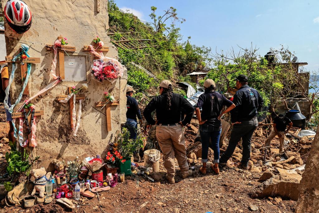 #Crónica Dos días bajo los escombros de su propia casa en Acapulco tras el huracán Otis - acapulco-otis-guerrero-colonia-coloso-2-1024x683