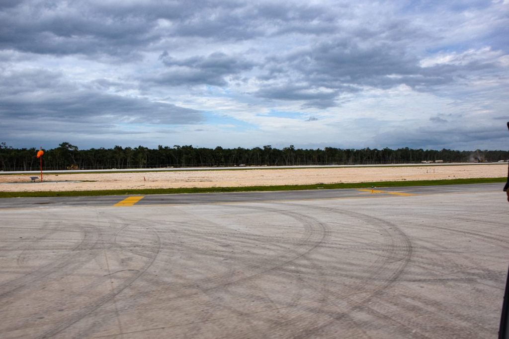 #Fotos Así es el Aeropuerto Internacional "Felipe Carrillo Puerto", en Tulum - aeropuerto-tulum-pista-30nov23-1024x683