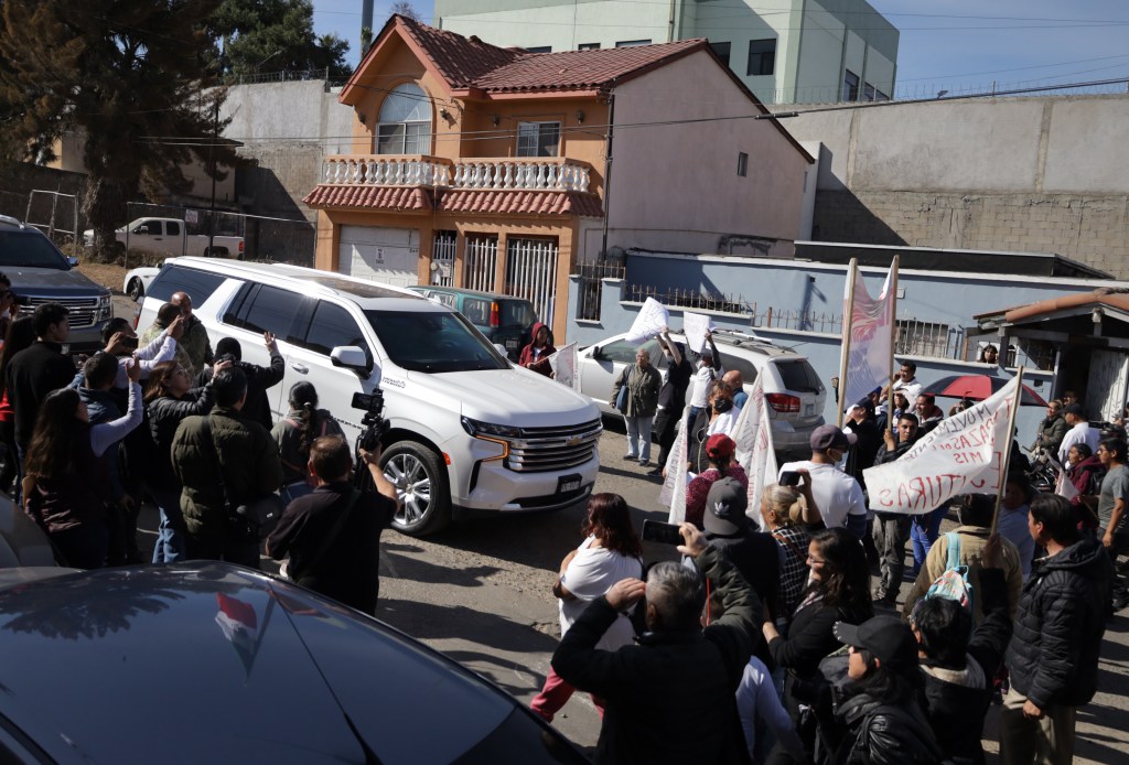 Habitantes de Tijuana protestan por poca atención de López Obrador a problemáticas - protestas-en-tijuana-1024x694