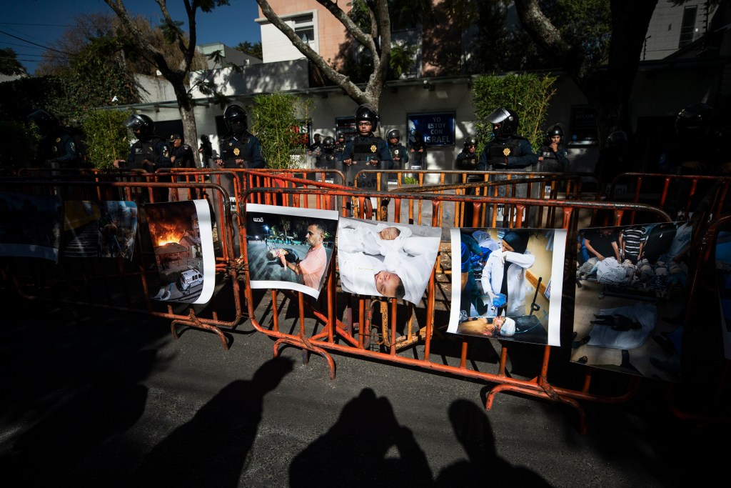 Organizaciones piden "acabar con el genocidio" a Palestina ante Embajada de Israel en México - protesta-palestina1-1-1024x683