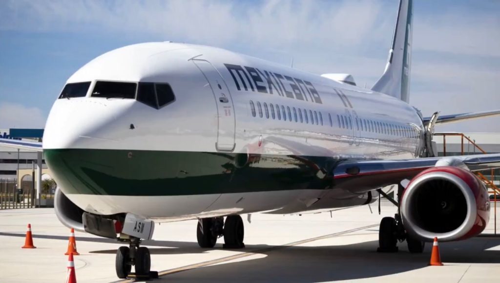Fracasa primer vuelo de Mexicana hacia Tulum, tuvo que aterrizar en Mérida