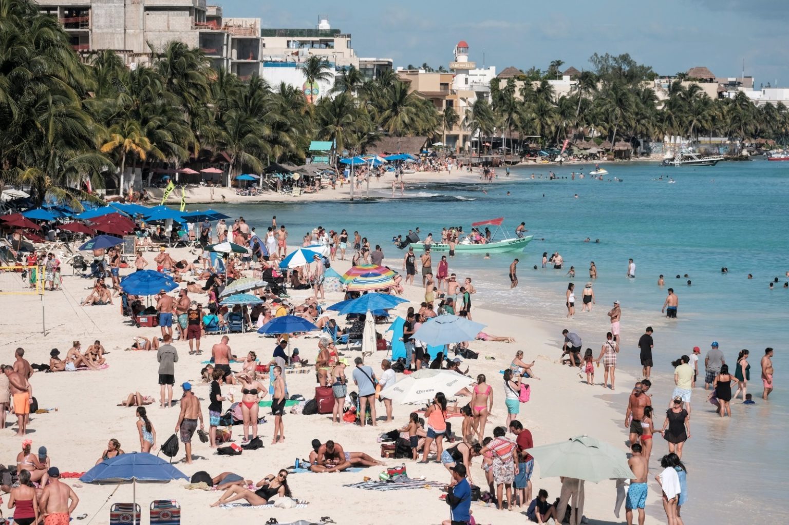 Exhortan respetar reglamento de playas durante temporada vacacional