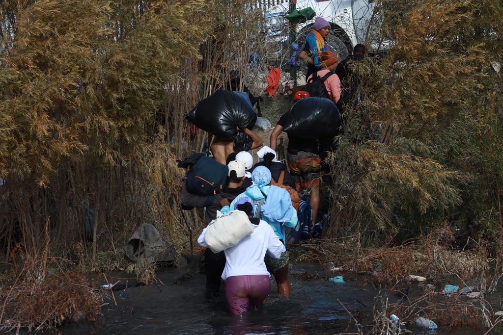 Nueva ley antimigrantes de Texas provoca miedo en Ciudad Juárez - ciudad-juarez-frontera-mexico-eeuu-migrantes-migracion-texas-2-1024x683