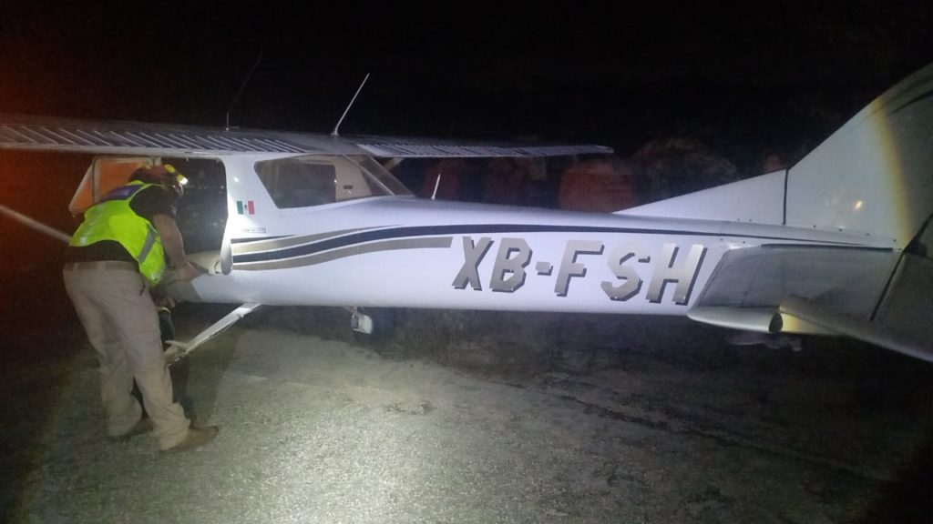 Provoca falla mecánica aterrizaje forzoso de una avioneta en Calica