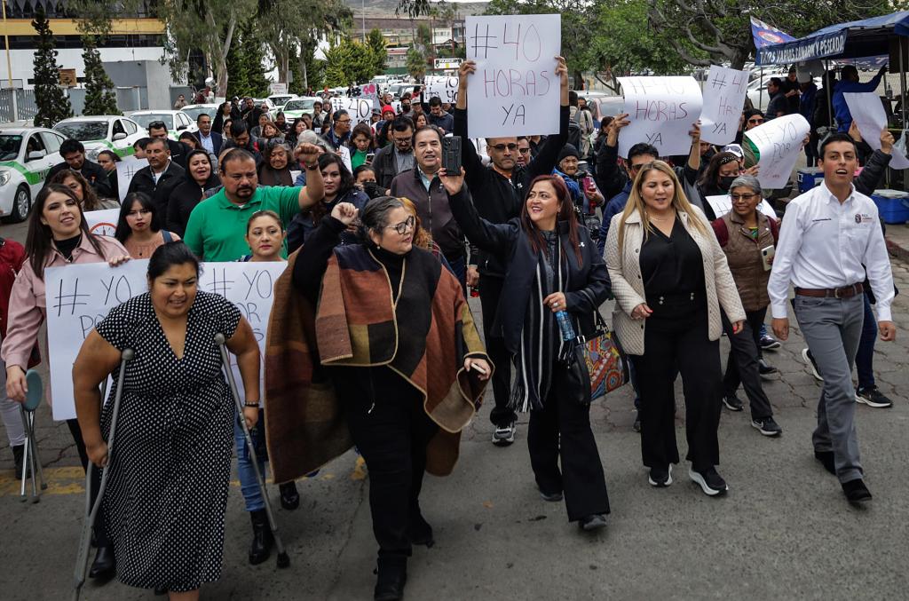 Diputados inician lucha en Tijuana por la reforma de reducción a la jornada laboral - tijuana-manifestacion-diputados-reduccion-jornada-laboral-40-horas-1024x677