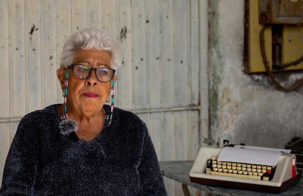 Doña Chayito, la mexicana de 80 años que es la última escribana del estado de Querétaro - maria-del-rosario-elizondo-dona-chayito-escribana-queretaro-2-1024x664