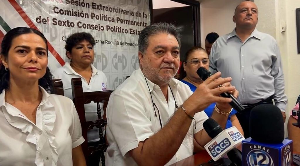 BACALAR EN LA INMUNDICIA: Presenta el PRI otro fichaje “ex 4T”, y arremete contra Chepe Contreras