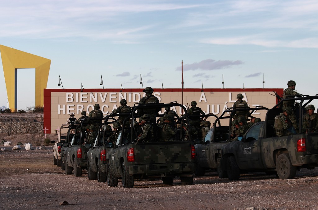 Llegan más de 2 mil soldados a Ciudad Juárez por repunte de la violencia. Foto de EFE