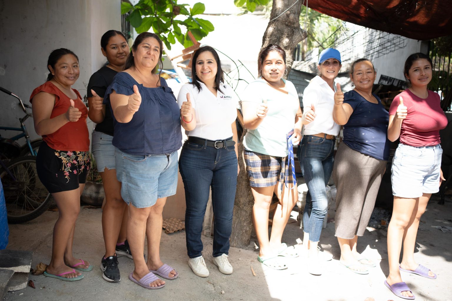 Llama Mayuli Martínez a construir un Quintana Roo sin miedo al arrancar su campaña al Senado