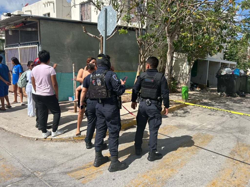 Ejecutan a dos hombres en el fraccionamiento Villas del sol, agresor llegó a “pie”
