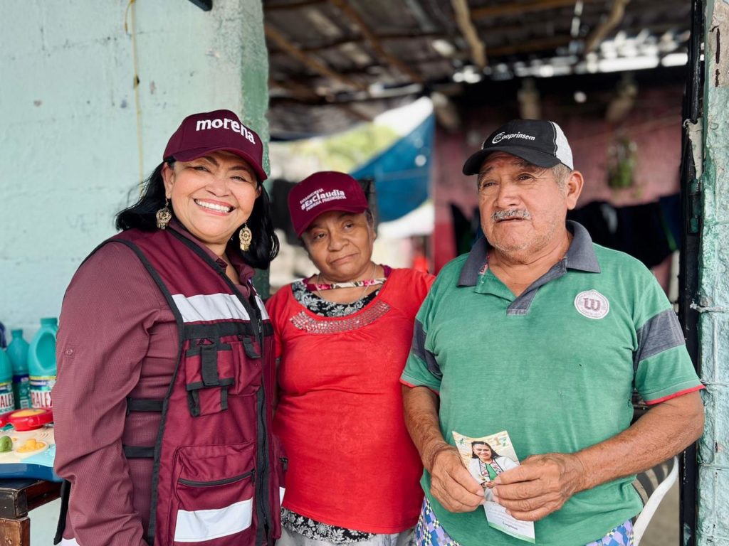 Mildred Ávila apoya la iniciativa para proteger a los animales a Nivel Constitucional