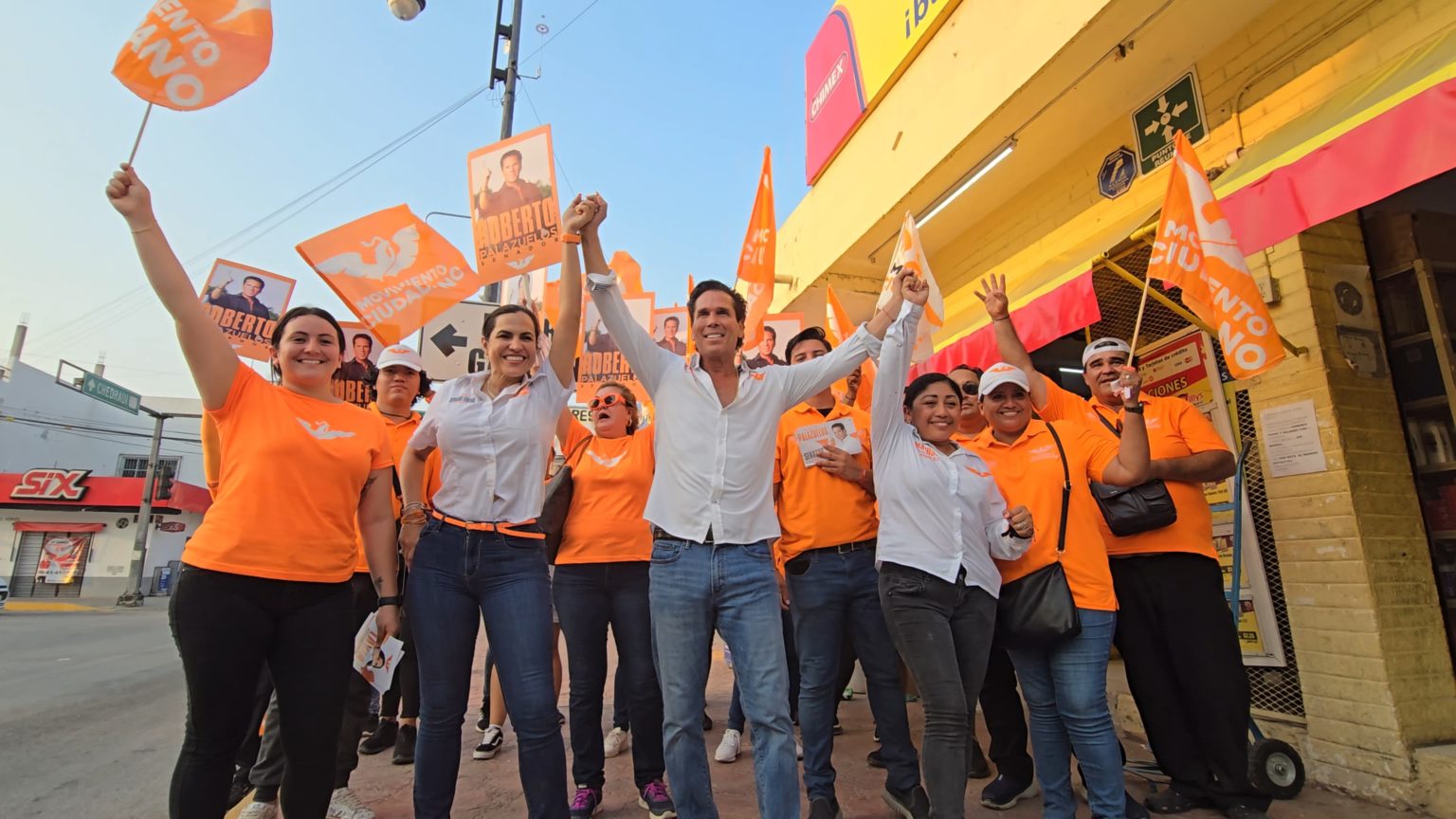 La zona Maya recibe a Mayusa, Layla y Palazuelos