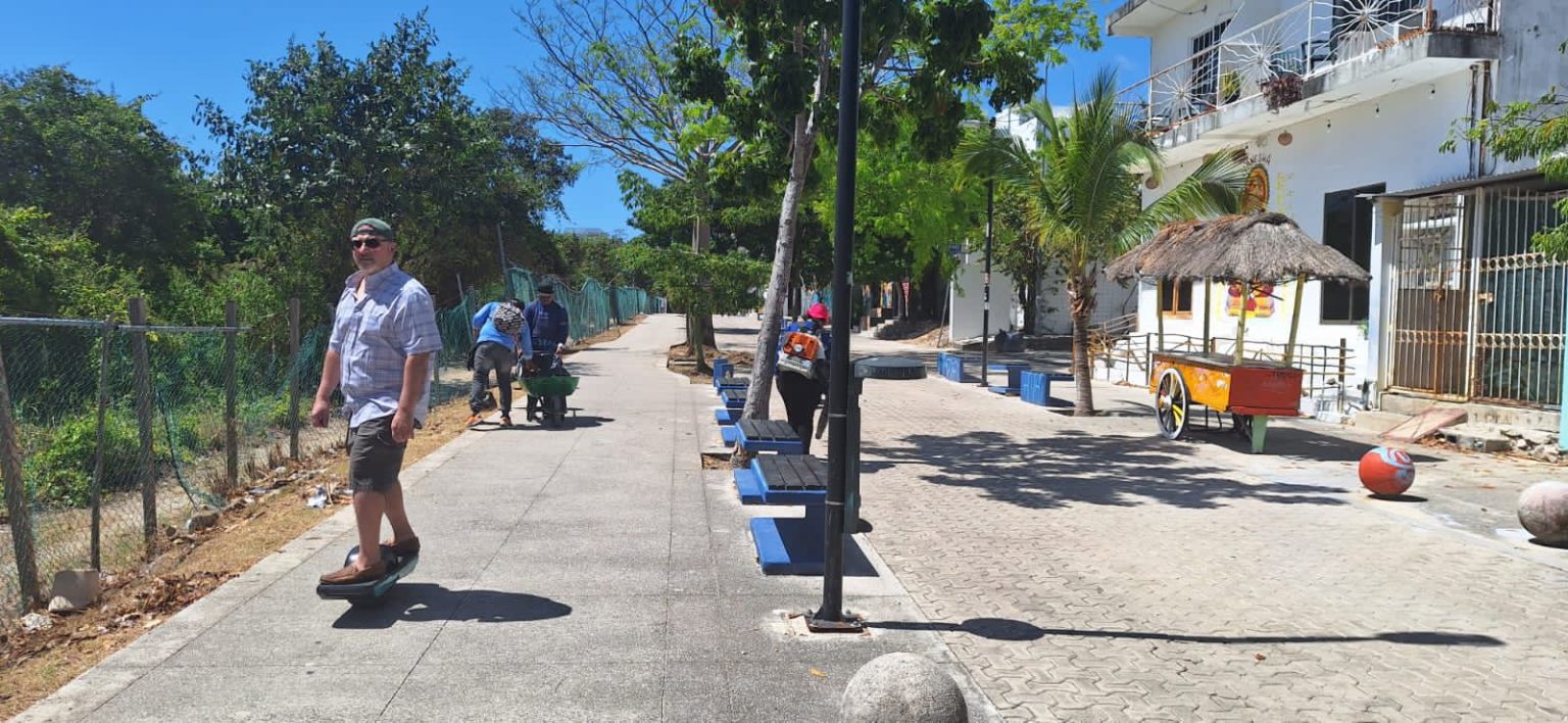 Refuerzan servicios públicos en zona turística de Playa del Carmen